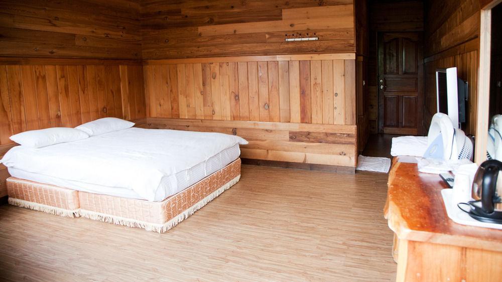 Spring Ground Resort Ренай Экстерьер фото